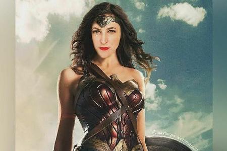 Geschickte Montage: Mayim Bialik als Wonder Woman