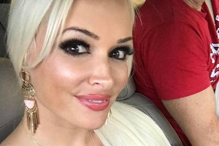 Daniela Katzenberger grüßt aus Mallorca