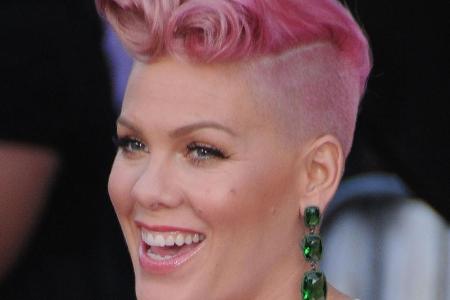 Heute ist Pink mit ihrem Ehemann Carey Hart glücklich