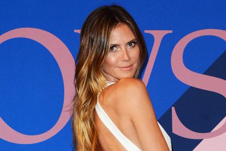 Fast schon wieder bei der Naturhaarfarbe Braun: Heidi Klum