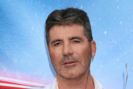 Mit einem Spendenprojekt will Simon Cowell den Opfern des Hochhausbrandes von London helfen