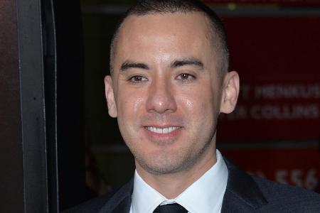 Mike Dougherty löst Gareth Edwards in 