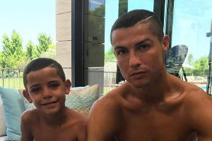 Cristiano Ronaldo postet trotz Zwillings-News ein Foto mit Sohnemann Cristiano Junior