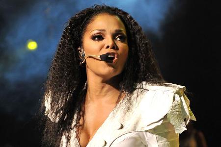 Bei ihren Bühnen-Outfits überlässt Janet Jackson nichts dem Zufall