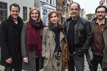 Die Hauptdarsteller: Mirko Lang, Anna von Haebler, Kathrin Angerer, Marek Erhardt, Arnel Taci (v.l.n.r.)