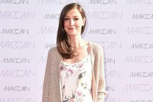 Alexandra Maria Lara lebt in "Geostorm" auf einer Kontrollstation im Weltall