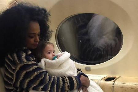 Diana Ross schmust mit ihrer zweijährigen Enkelin