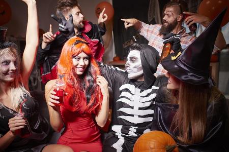 Grusel, Gespenster, geile Zeit: So wird die Halloween-Party ein voller Erfolg