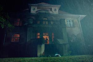 Geisterhäuser gab es im "Tatort" bisher nicht - Ufos und Hellseherinnen schon