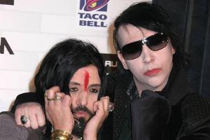 Twiggy Ramirez (links) und Marilyn Manson bei einer Veranstaltung 2010