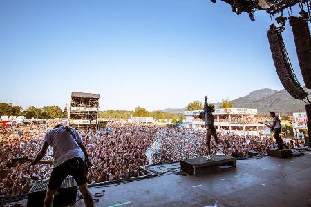 Jennifer Rostock bei ihrem Auftritt auf dem 