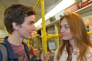 "GZSZ": Luis und die Austauschschülerin Maria entdecken Gemeinsamkeiten