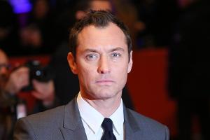 Dass Jude Law auch Schurken spielen kann, bewies er zuletzt in "King Arthur"