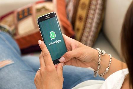 Weltweit nutzen täglich etwa eine Milliarde Menschen WhatsApp