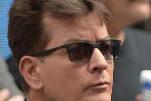 Charlie Sheen streitet die Vorwürfe ab