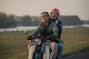 Ben (Frederick Lau) und Simpel (David Kross) können sich ein Leben ohne einander nicht vorstellen