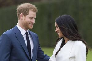 Am Montagvormittag traten Prinz Harry und Meghan Markle vor die Presse - am Abend folgte das große BBC-Interview