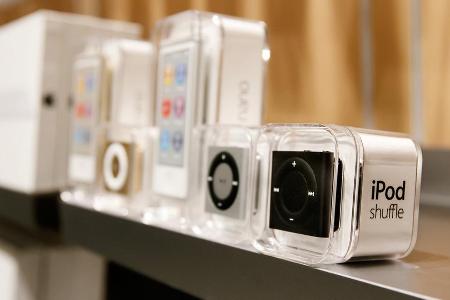 Bald auch von den Regalen verschwunden: die alten iPod-Modelle