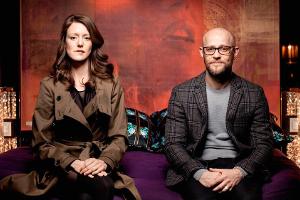 "Schoßgebete": Elizabeth (Lavinia Wilson) mit ihrem Mann Georg (Jürgen Vogel)