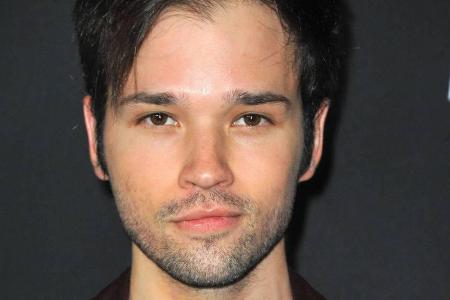 Schauspieler Nathan Kress freut sich über sein erstes Kind