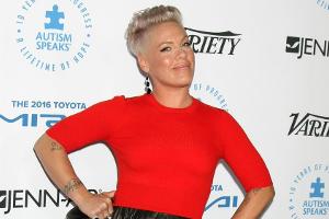 Pink ist seit 2006 mit dem ehemaligen Motocross-Fahrer Carey Hart verheiratet
