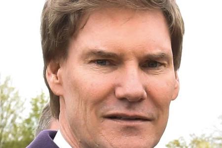 Carsten Maschmeyer will sich in der 