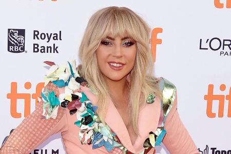 Lady Gaga kann sich über eine ehrwürdige Krone freuen