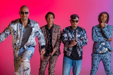 Mateo, Chino, Don Cali und Johnny (v.l.n.r.) sind seit 2002 feste Mitglieder von Culcha Candela und bieten ihren Fans so ein...