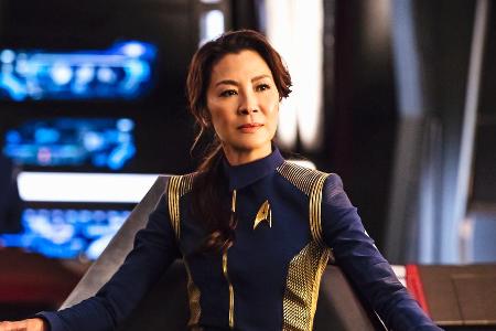 Michelle Yeoh als Captain Georgiou in 
