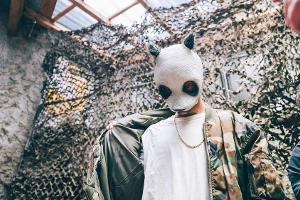 Cro steht an der Spitze der Album-Charts