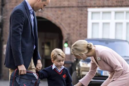 Mit fremden Menschen hat Prinz George noch etwas Berührungsängste - durchaus gut so, wie die neusten Geschehnisse zeigen