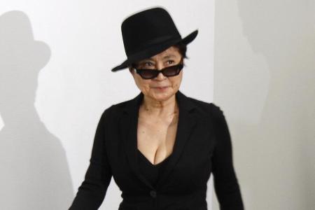 Versteht keinen Spaß bei Markenrechten: Yoko Ono