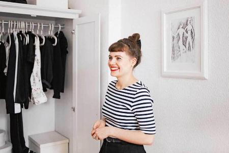 YouTuberin Mimi zeigt auf ihrem Kanal 