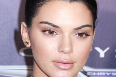 Kendall Jenner muss derzeit einen Tiefschlag nach dem nächsten verkraften