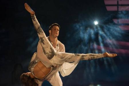 ...bei 'Let's Dance' ohne seine Ehefrau ran durfte. Mit Ekaterina Leonova als Tanzpartnerin zeigte er 2015, dass er noch imm...