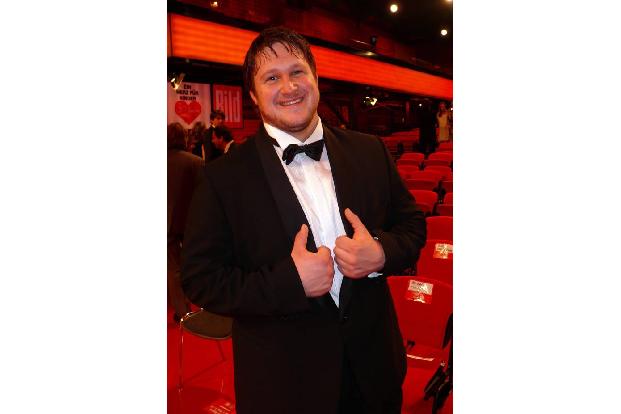 ...sage und schreibe 45 Kilogramm an Gewicht abgespeckt hat. Denn vor knapp zehn Jahren sah Matthias Steiner noch so aus. Da...