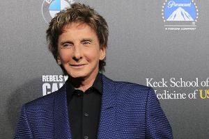 Barry Manilow hat sich im Interview mit dem "People Magazine" geoutet