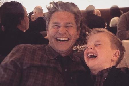 David Burtka (li.), Ehemann von Neil Patrick Harris mit ihrem Sohn Gideon Scott (6)