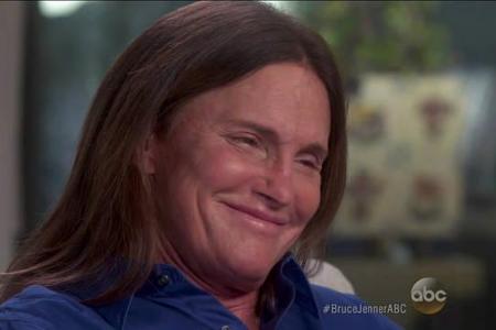 ...vor der Öffentlichkeit verbergen - nun, mit 65 Jahren, beginnt für sie endlich ein neues Leben. Und zwar mit der richtige...