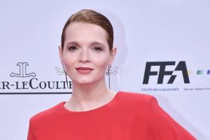 Karoline Herfurth ließ die Bombe bei der Verleihung des Deutschen Filmpreises platzen