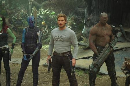 Gamora (v.l., Zoe Saldana), Nebula (Karen Gillan), Star-Lord (Chris Pratt), Drax (Dave Bautista) und Rocket