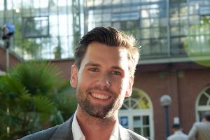 Alexander "Honey" Keen will seiner Karriere eine neue Richtung geben