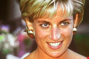 Von oben fotografiert fand Diana ihre Nase offenbar zu groß