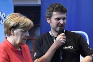 "Wählerfang: Das Spiel" - Angela Merkel auf der Gamescom 2017