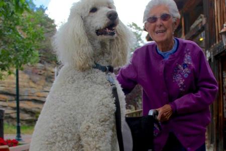 Miss Norma und ihr bester Freund in Colorado