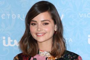 Jenna Coleman: Strahlt so eine frisch Verlobte?