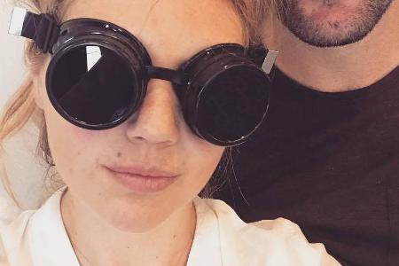 Kate Upton und ihr Freund Justin Verlander beobachteten die Sonnenfinsternis mit besonderen Brillen