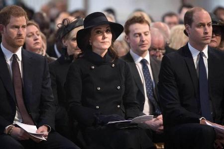 Die britischen Royals um Prinz William und Herzogin Kate ließen es sich nicht nehmen, an der Gedenkfeier teilzunehmen