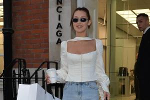 Geschenkeshopping ist nur eines von vielen Dingen, die in der Vorweihnachtszeit Stress auslösen können