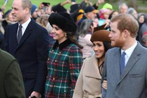 Endlich zu viert (v.r.): Prinz Harry, Meghan Markle, Herzogin Kate, Prinz William
